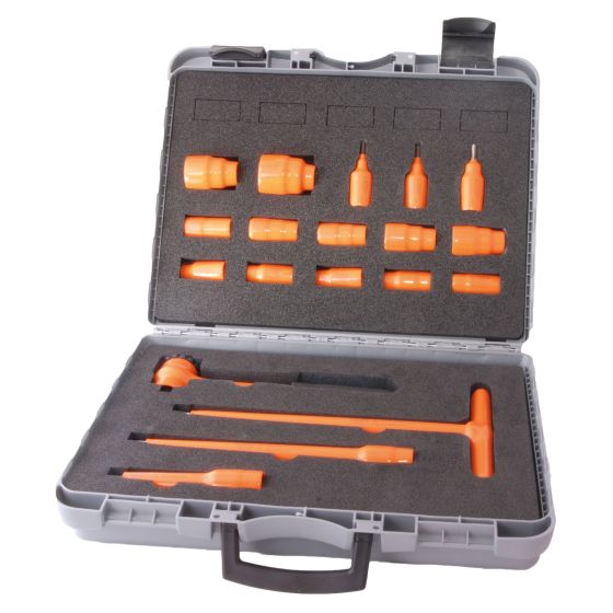 Insulated ratchet set